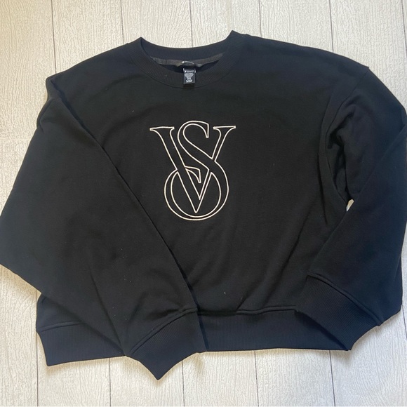 VS Sports crop sweatshirt size XL. Never worn - Picture 1 of 1